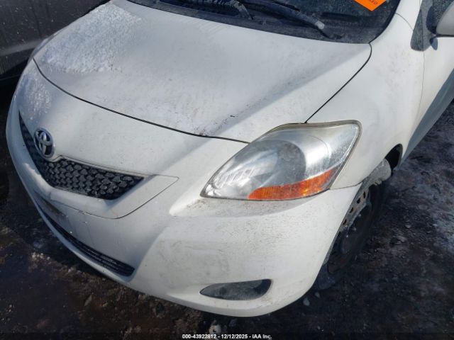 Toyota Yaris Image 2