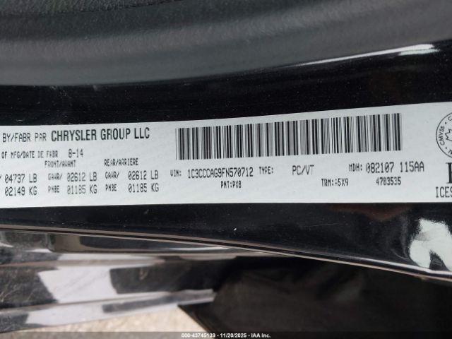 Chrysler 200 Limited Image 13