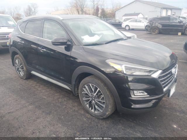  Salvage Hyundai TUCSON
