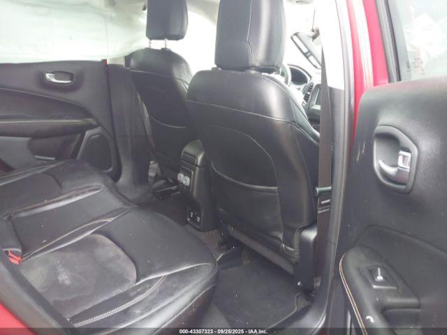 Jeep Compass Latitude 4x4 Image 6