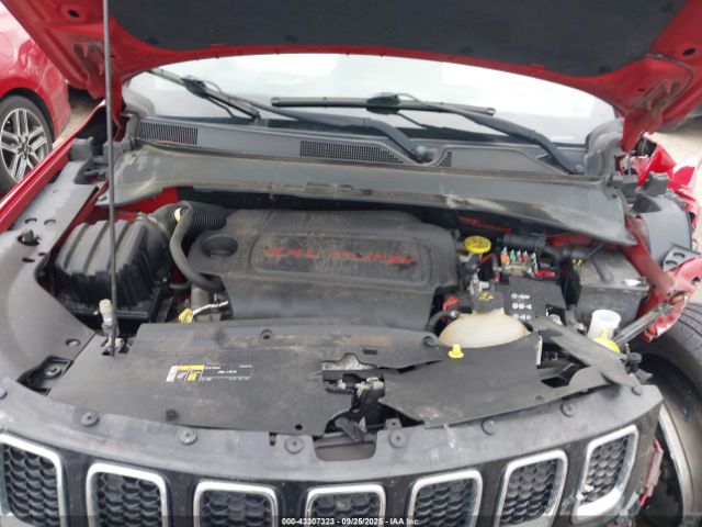 Jeep Compass Latitude 4x4 Image 10