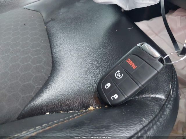 Jeep Compass Latitude 4x4 Image 9