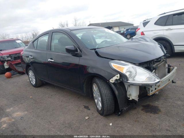  Salvage Nissan Versa