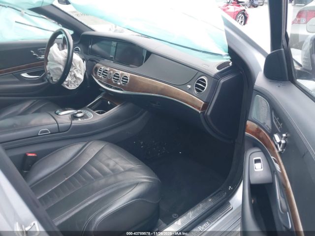 Mercedes-Benz S-Class 4matic Image 10