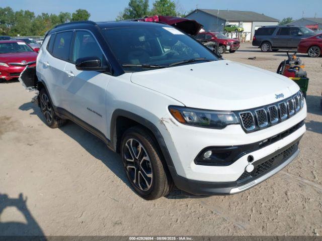  Salvage Jeep Compass