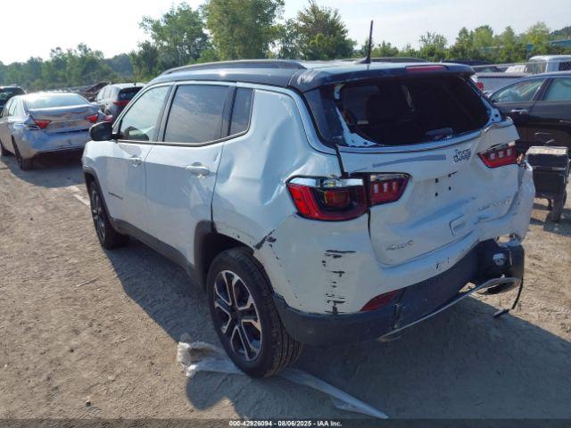 Jeep Compass Limited 4x4 Image 3