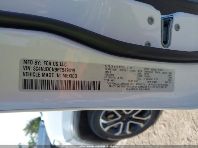 Jeep Compass Limited 4x4 Image 8