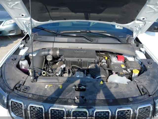 Jeep Compass Limited 4x4 Image 11