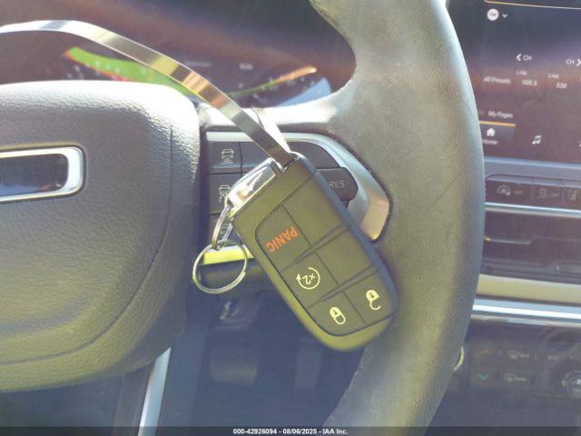 Jeep Compass Limited 4x4 Image 9