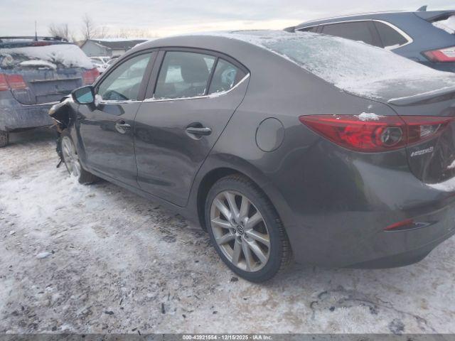 Mazda Mazda3 Grand Touring Image 11