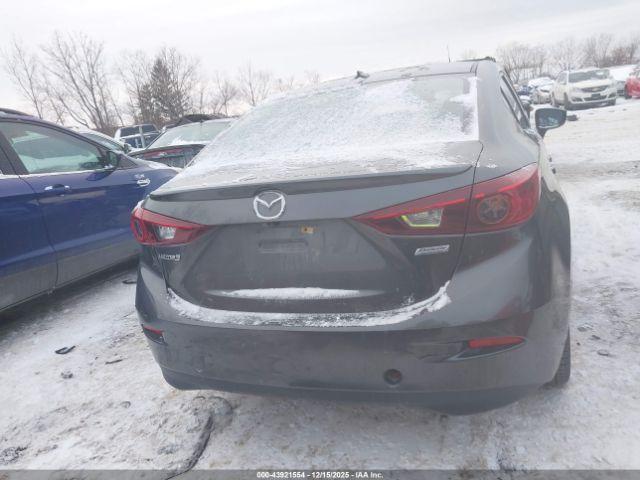 Mazda Mazda3 Grand Touring Image 16