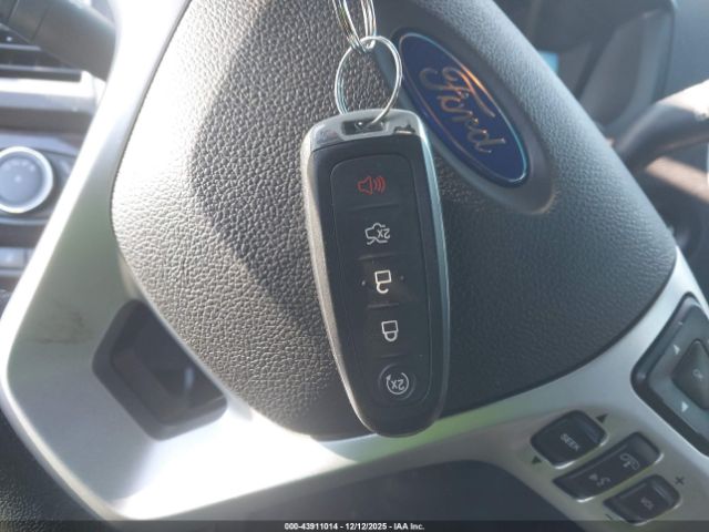 Ford Explorer Limited Image 2