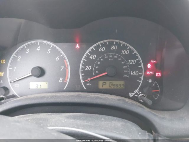 Toyota Corolla Le Image 6