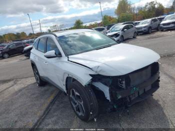  Salvage Hyundai TUCSON