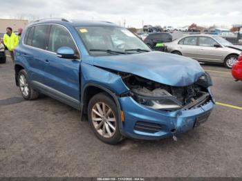  Salvage Volkswagen Tiguan