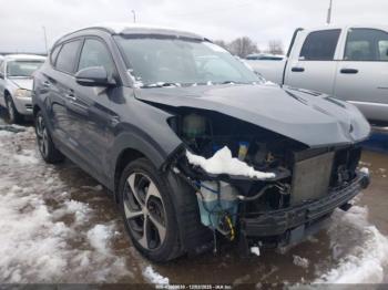  Salvage Hyundai TUCSON