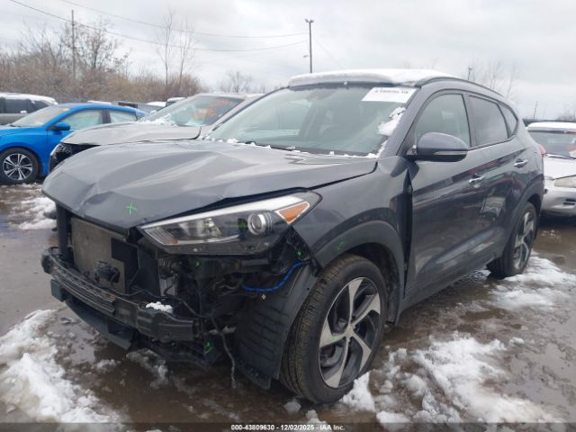 Hyundai TUCSON Limited Image 16