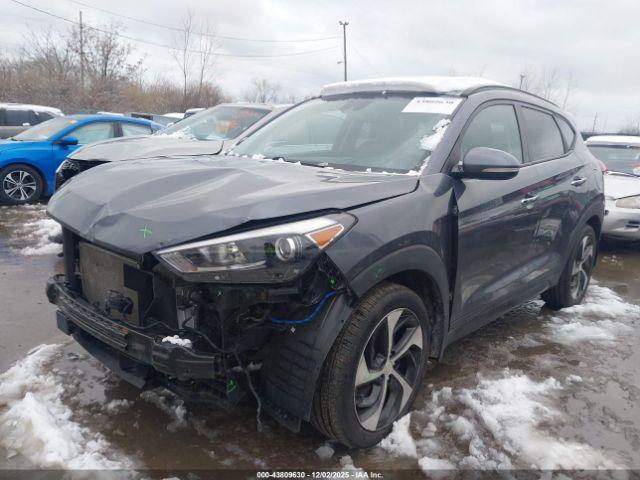 Hyundai TUCSON Limited Image 16