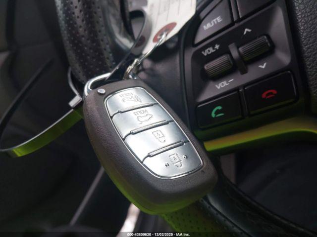 Hyundai TUCSON Limited Image 9