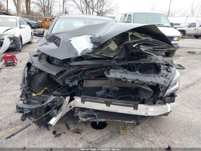 Genesis G80 3.8 Image 6