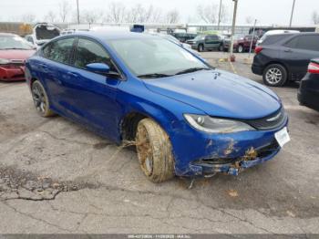  Salvage Chrysler 200