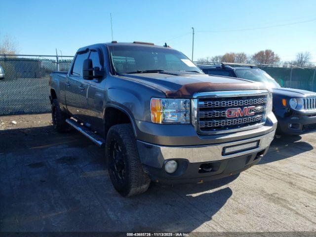  Salvage GMC Sierra 2500