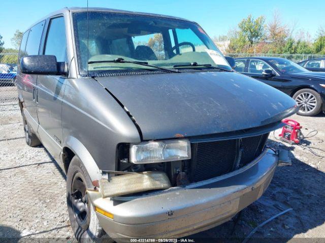  Salvage Chevrolet Astro