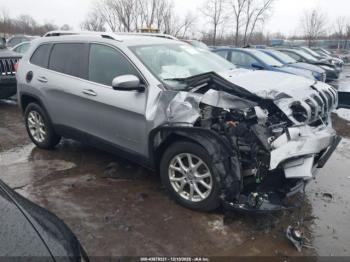  Salvage Jeep Cherokee