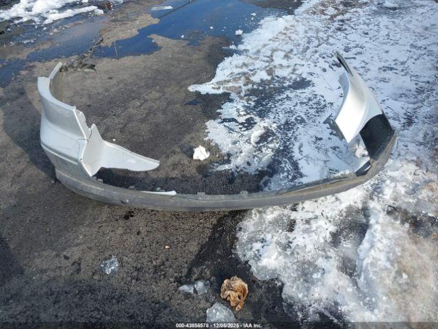 Chrysler Pacifica Image 12