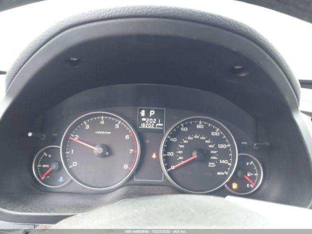 Subaru Outback 2.5i Premium Image 11