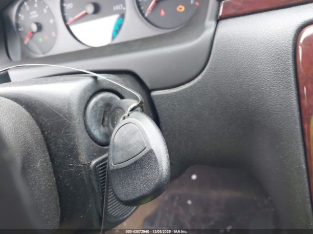 Chevrolet Impala Lt Image 14