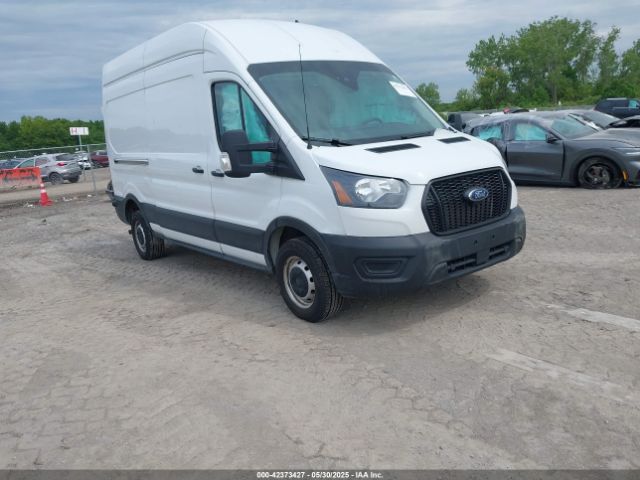 Ford Transit Image 1