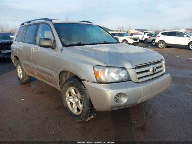  Salvage Toyota Highlander