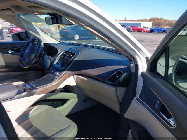 Lincoln MKX Reserve Image 16