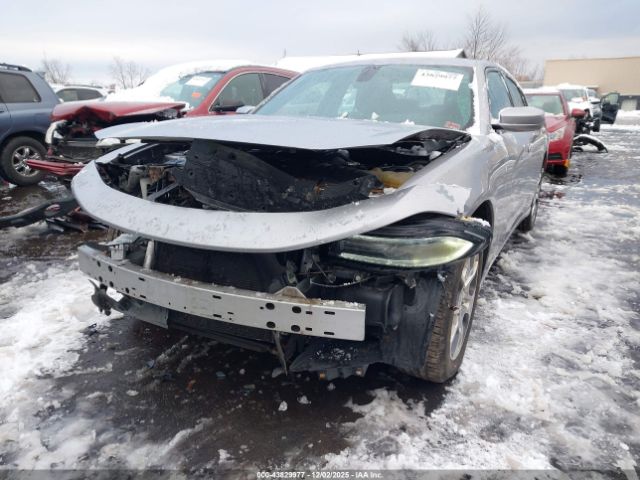 Dodge Charger Se Image 3