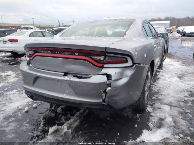 Dodge Charger Se Image 15