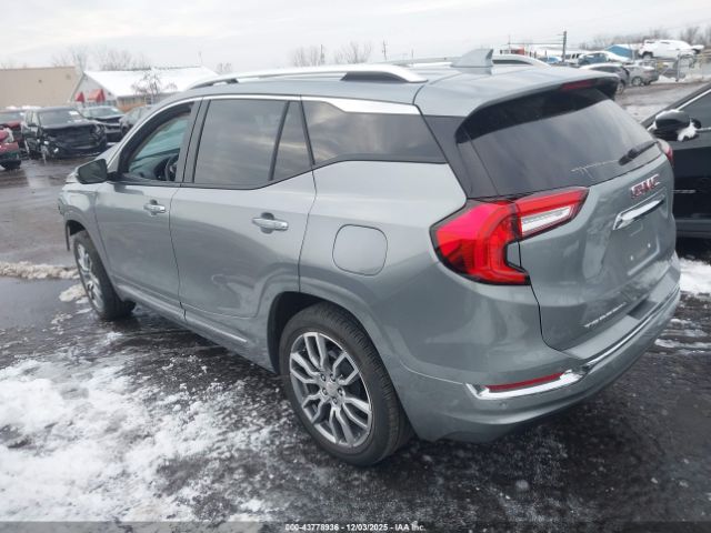 GMC Terrain Awd Denali Image 4