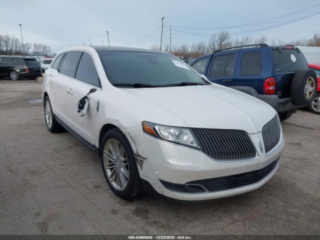 Lincoln MKT Ecoboost Image 1