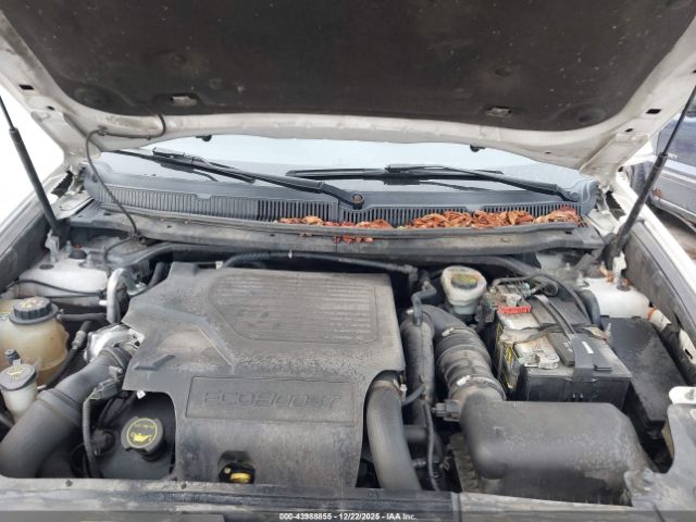 Lincoln MKT Ecoboost Image 7