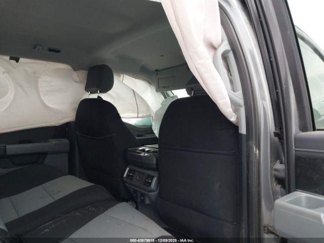 Ford F-150 Xlt Image 3