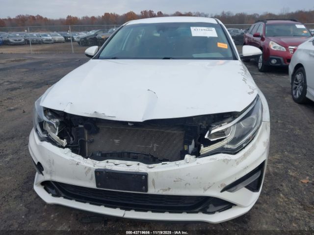 Kia Optima Lx Image 11