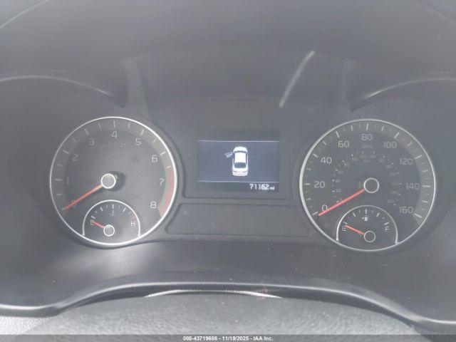 Kia Optima Lx Image 14