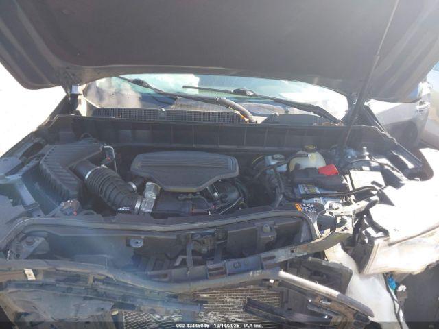 GMC Acadia Denali Image 11