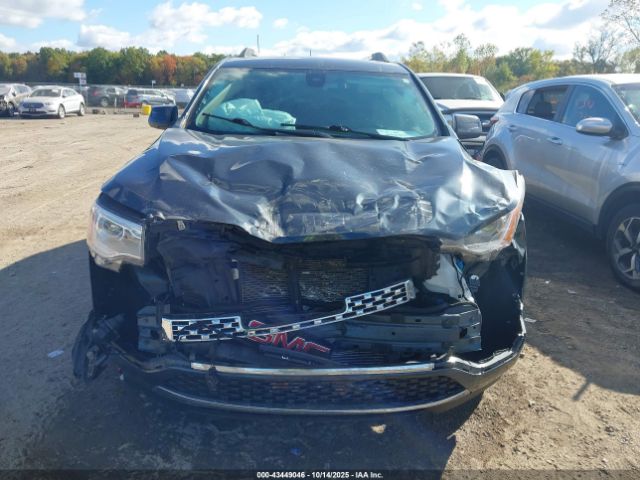 GMC Acadia Denali Image 5