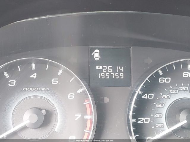 Subaru Legacy 2.5i Premium Image 12