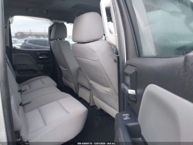 Chevrolet Silverado 1500 Custom Image 19