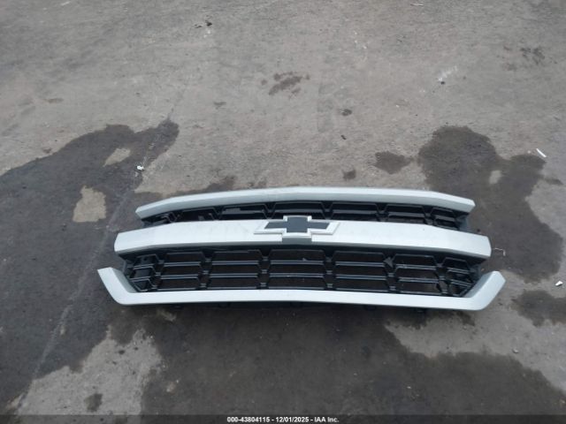 Chevrolet Silverado 1500 Custom Image 10