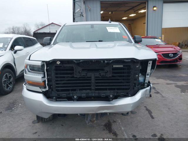 Chevrolet Silverado 1500 Custom Image 6