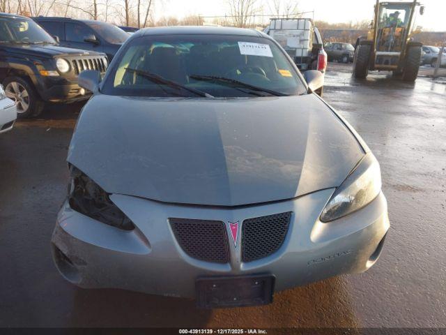 Pontiac Grand Prix Image 16