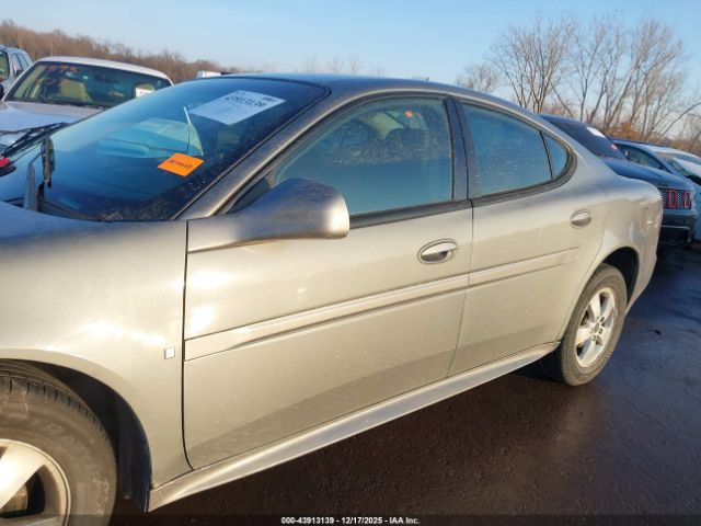 Pontiac Grand Prix Image 11